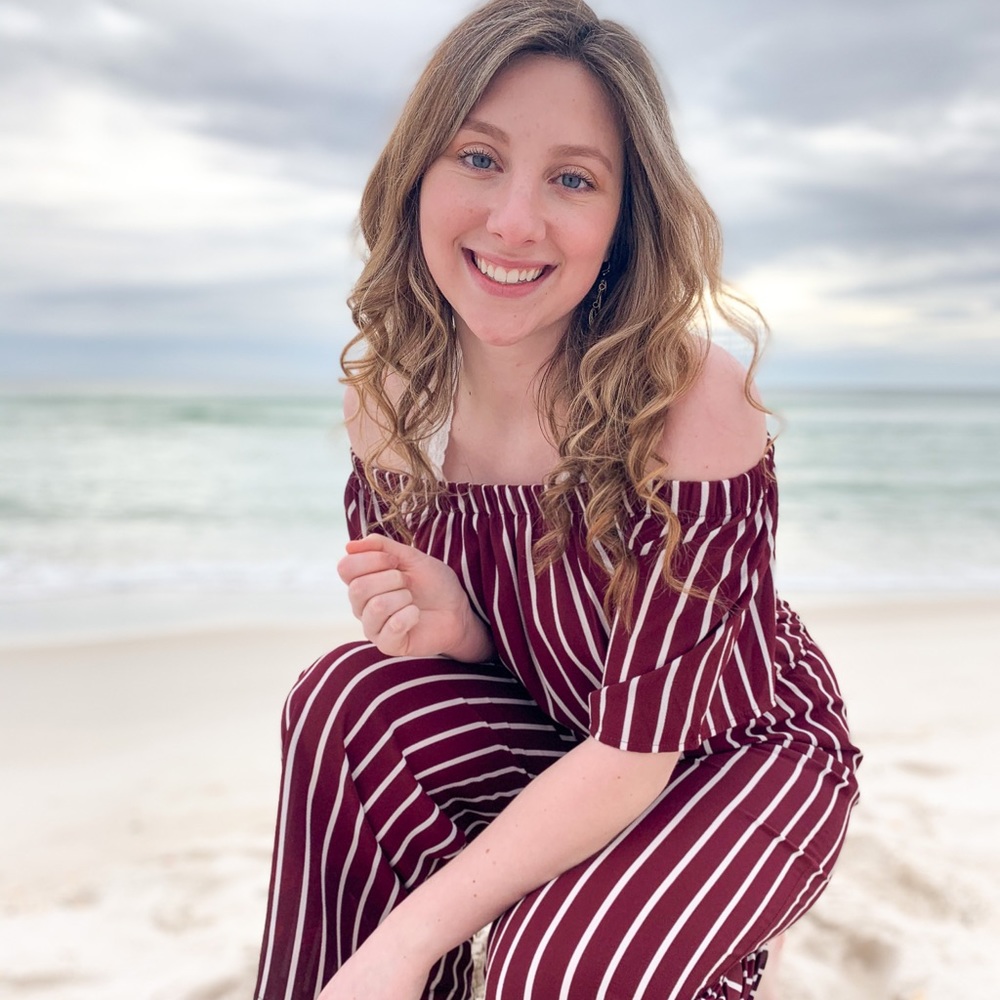 Meet your Posher, Elizabeth